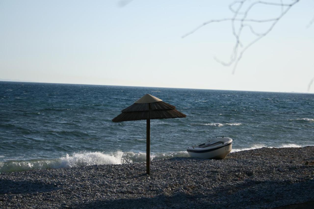 Nafpaktos Cottage By The Sea For Travelers And Dreamers! المظهر الخارجي الصورة