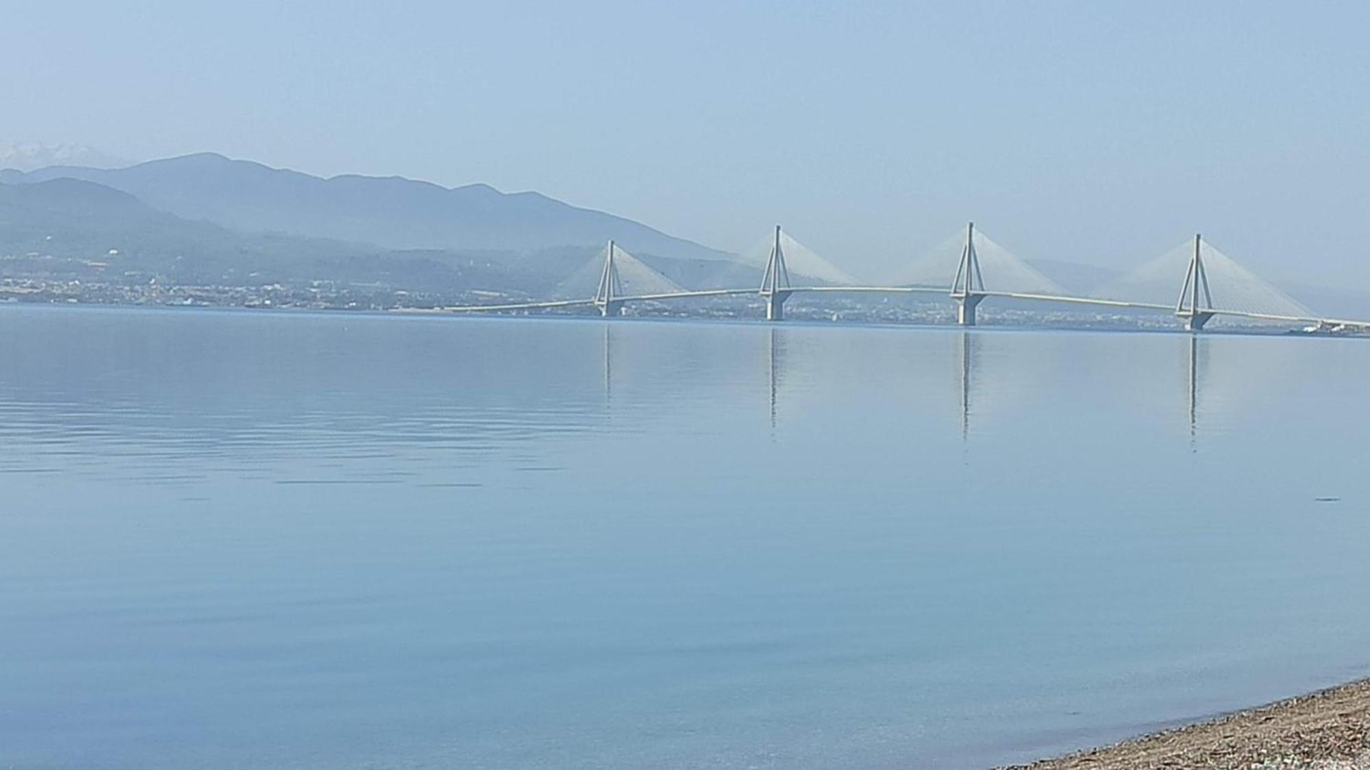Nafpaktos Cottage By The Sea For Travelers And Dreamers! المظهر الخارجي الصورة